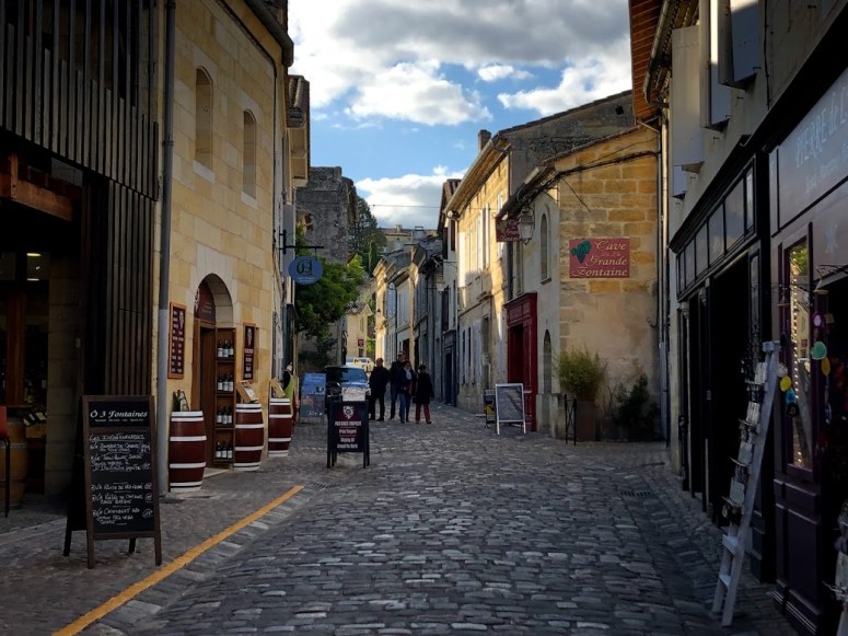 Portes-Ouvertes in Saint-Émilion: A Thrifty Traveler’s Guide to Wine Tasting in&nbsp;Bordeaux